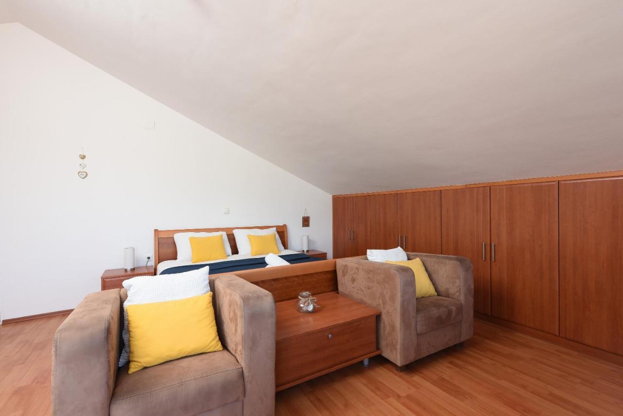 Sunset Apartment Kozino