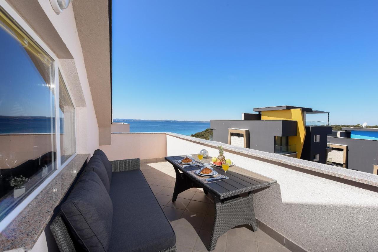 Sunset Apartment *